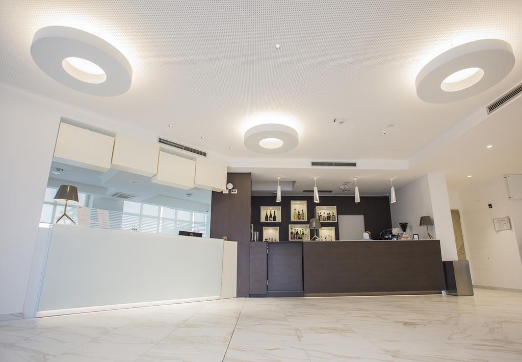 Diamante Mhotel 콜레뇨 외부 사진